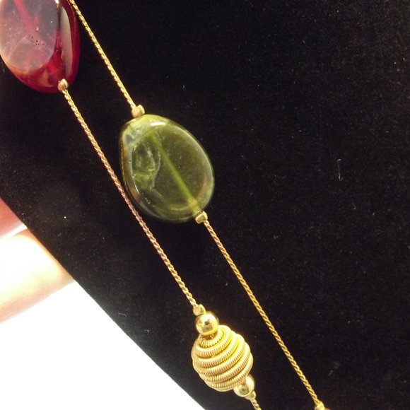 Extra LONG Gold Tone Chain Necklace Amber Cranberry & Green Tones with Gold - Picture 8 of 9